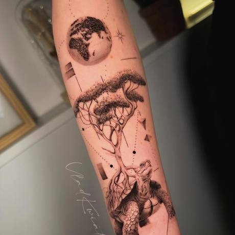 Fineline-Botanik mit Dotwork am Unterarm